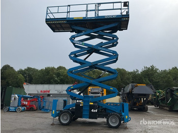 Scissor lift GENIE