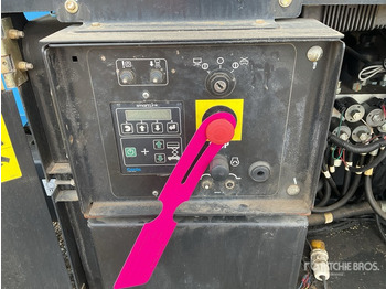 Scissor lift 2019 Genie GS4069 Bi-Energy Scissor Lift: picture 5