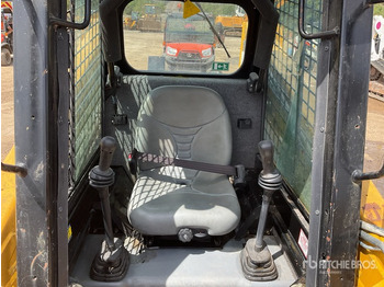 Skid steer loader 2021 Gehl R165 High Flow Skid Steer Loader: picture 4