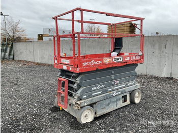 Scissor lift SKYJACK