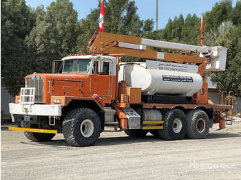 Truck mounted aerial platform 1995 Kenworth C500B 6x6 w/ Water Tank Bucket Truck: picture 2