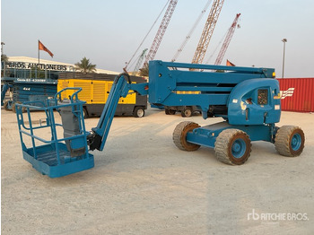 Articulated boom 2007 JLG 450AJ 4WD Diesel Articulating Boom Lift: picture 2 Articulated boom 2007 JLG 450AJ 4WD Diesel Articulating Boom Lift: picture 2