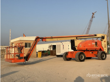 Articulated boom JLG