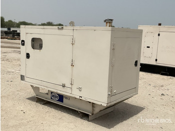 Generator set 2014 FG Wilson P88 3 100 kVA Skid-Mounted (Inoperable) Generator Set: picture 3