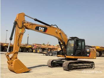 Crawler excavator CATERPILLAR 320D2