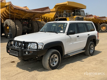 SUV NISSAN