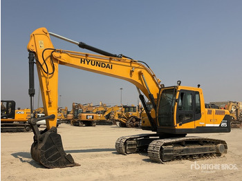 Crawler excavator 2022 Hyundai Smart 215: picture 2