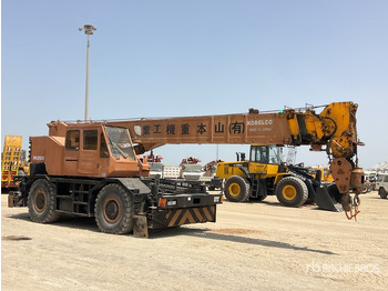 Rough terrain crane KOBELCO