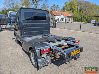 Lease a Iveco 35C18/T  4x2 Euro4 - BE-Trekker - 3-Zits - Luchthoorns - NAP - 07/2025APK Iveco 35C18/T  4x2 Euro4 - BE-Trekker - 3-Zits - Luchthoorns - NAP - 07/2025APK: picture 4