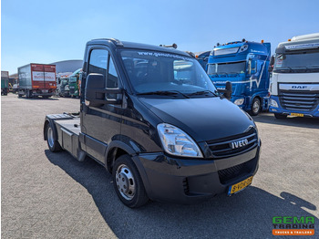 Lease a Iveco 35C18/T  4x2 Euro4 - BE-Trekker - 3-Zits - Luchthoorns - NAP - 07/2025APK Iveco 35C18/T  4x2 Euro4 - BE-Trekker - 3-Zits - Luchthoorns - NAP - 07/2025APK: picture 2