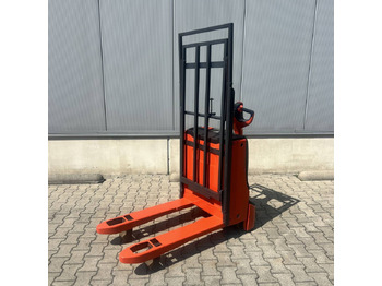 Pallet truck LINDE T16
