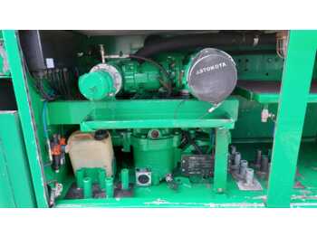 Tank truck MERCEDES AXOR: picture 3 Tank truck MERCEDES AXOR: picture 3