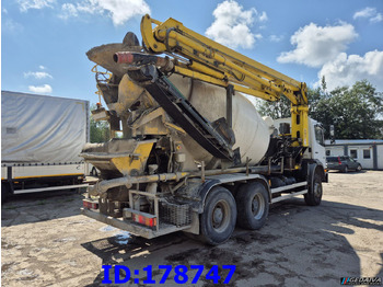 Concrete pump truck MERCEDES-BENZ Axor 2633 6x4 Schwing 750: picture 5
