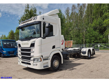 Cab chassis truck SCANIA R