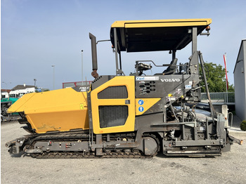Asphalt paver VOLVO