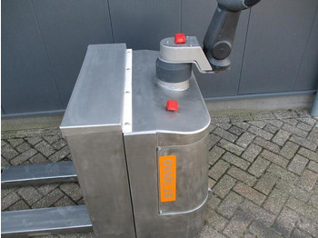Pallet truck BT LPE 200i: picture 5
