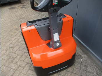 Pallet truck BT LWE 160: picture 5