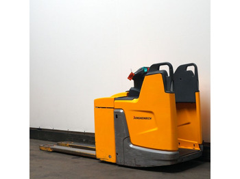 Pallet truck Jungheinrich ERE225: picture 2
