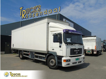 Box truck MAN