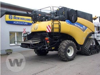 Combine harvester New Holland CR 9090 SCR: picture 3