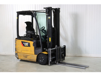Electric forklift CATERPILLAR EP16