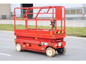 Scissor lift HAULOTTE Compact 8