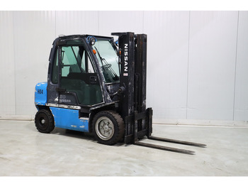 Diesel forklift NISSAN