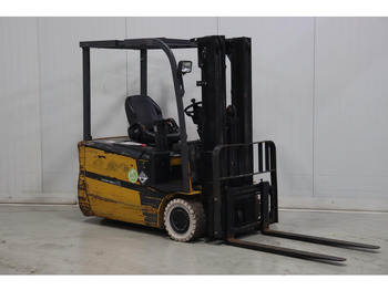 Electric forklift TCM