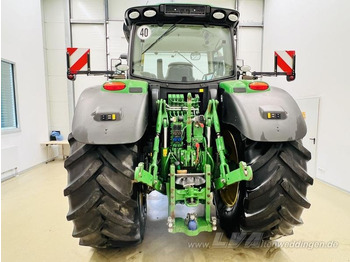 Farm tractor John Deere 6215R: picture 4