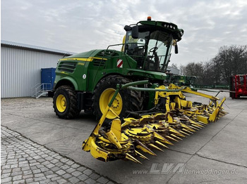Forage harvester JOHN DEERE 8700