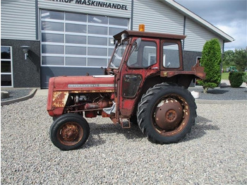 Farm tractor