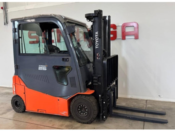 Electric forklift TOYOTA