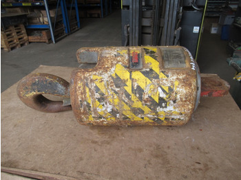 Attachment HITACHI