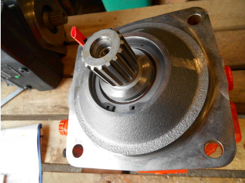 Hydraulic motor for Construction machinery Case 4530629: picture 4