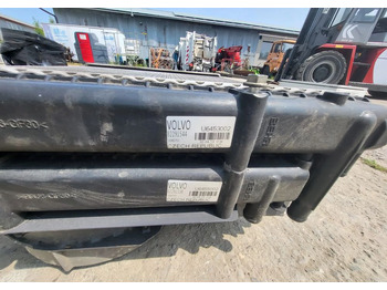 Cooling system for Truck ZESTAW CHŁODZENIA VOLVO FE  hybryda do chłodzenia baterii – Chłodnica + Wentylatory + Sterownik (Używany): picture 3