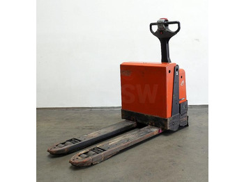 Pallet truck BT LWE200: picture 2