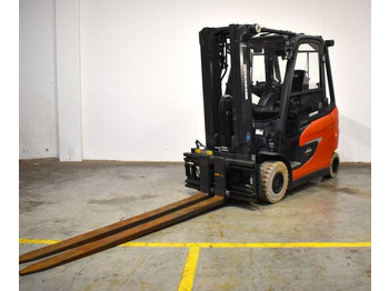 Electric forklift LINDE E25