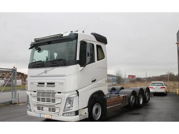 Container transporter/ Swap body truck Volvo FH 8X2*4 Euro 6: picture 1