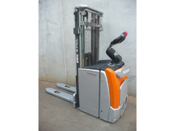 Stacker STILL