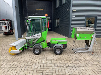 Road sweeper
