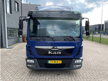 Curtainsider truck MAN TGL 7.190: picture 4