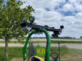 Lease a John Deere 6700A John Deere 6700A: picture 5 Lease a John Deere 6700A John Deere 6700A: picture 5