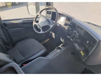Cab chassis truck Scania P360: picture 5