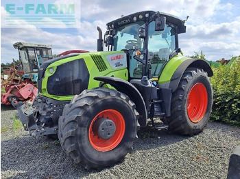 Farm tractor CLAAS Axion 830