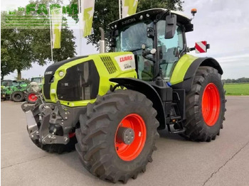 Farm tractor CLAAS Axion 830