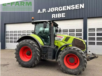 Farm tractor CLAAS Axion 850