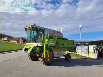 Combine harvester CLAAS Dominator