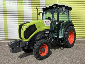 Farm tractor CLAAS Nexos