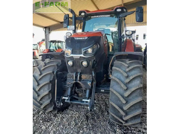 Farm tractor CASE IH Puma 220