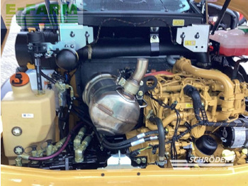 Mini excavator Caterpillar 906: picture 5